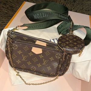 Louis Vuitton Multi Pochette Accessories purse